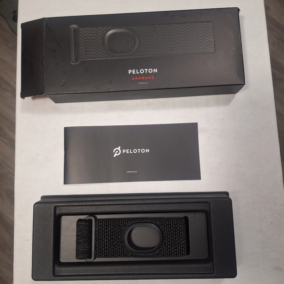 Pelton replacement arm band- small- new in package - Picture 2 of 2